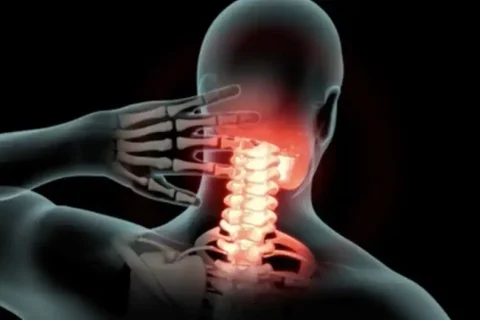 ভুল বালিশে বাড়তে পারে ঘাড় ও কাঁধের